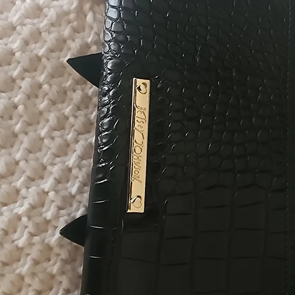 Betsey Johnson Wallet on a String / faux Leather with Betsey Bow / EUC - Picture 2 of 7